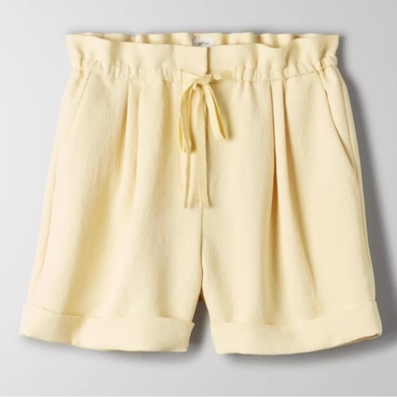 Aritzia Wilfred Lucienne Yellow High Waisted Shorts - Picture 4 of 14